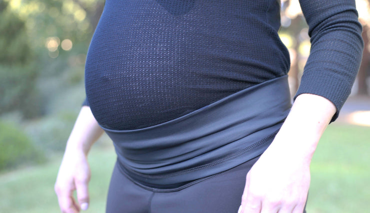 Close up detail image of a pregnant woman&
